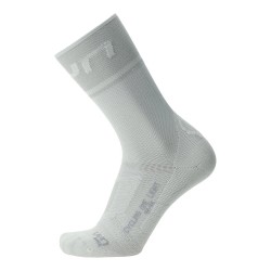 Uyn – Woman Cycling One Light Socks – White/Silver Uyn – Woman Cycling One Light Socks – White/Silver